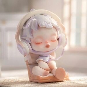 Pop Mart Skullpanda The Warmth Series "Enjoy yourself" Blind Box Figure